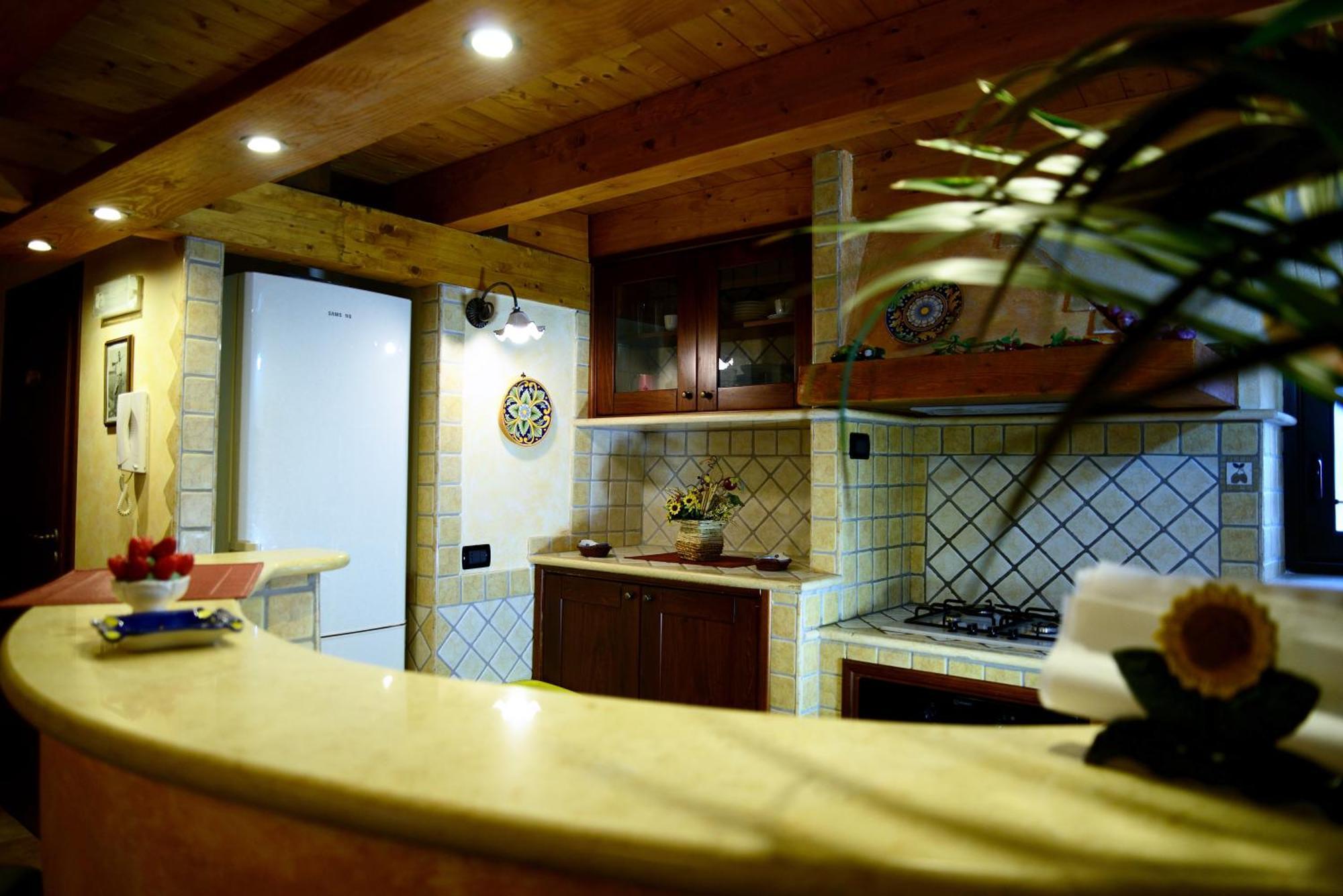 Alla Corte Dei Ventimiglia Montelepre Extérieur photo