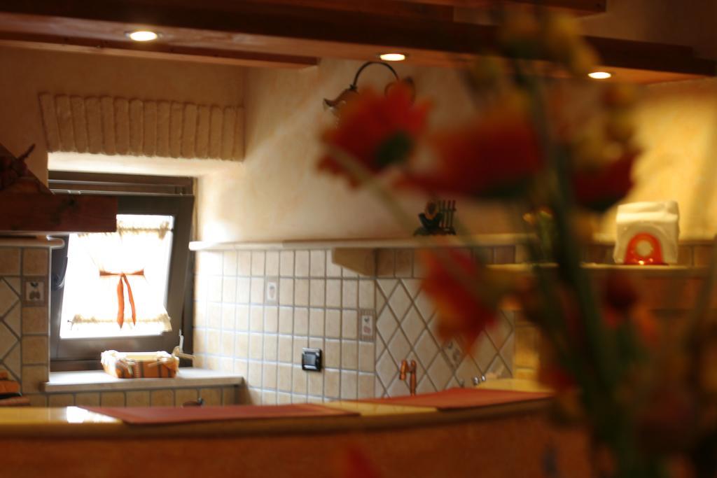 Alla Corte Dei Ventimiglia Montelepre Chambre photo