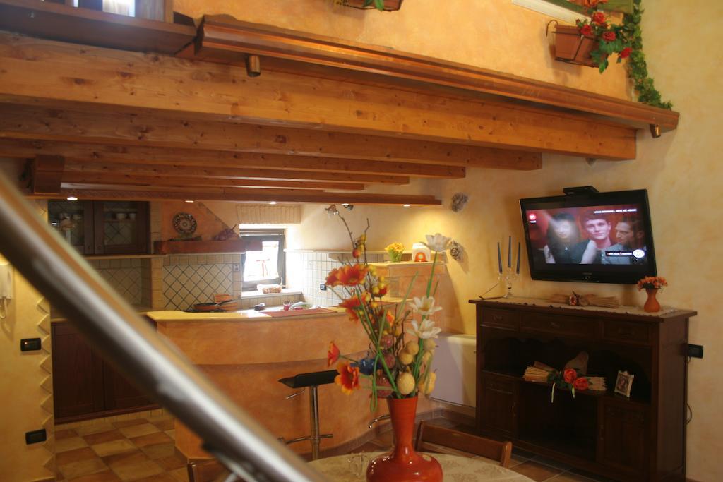 Alla Corte Dei Ventimiglia Montelepre Extérieur photo