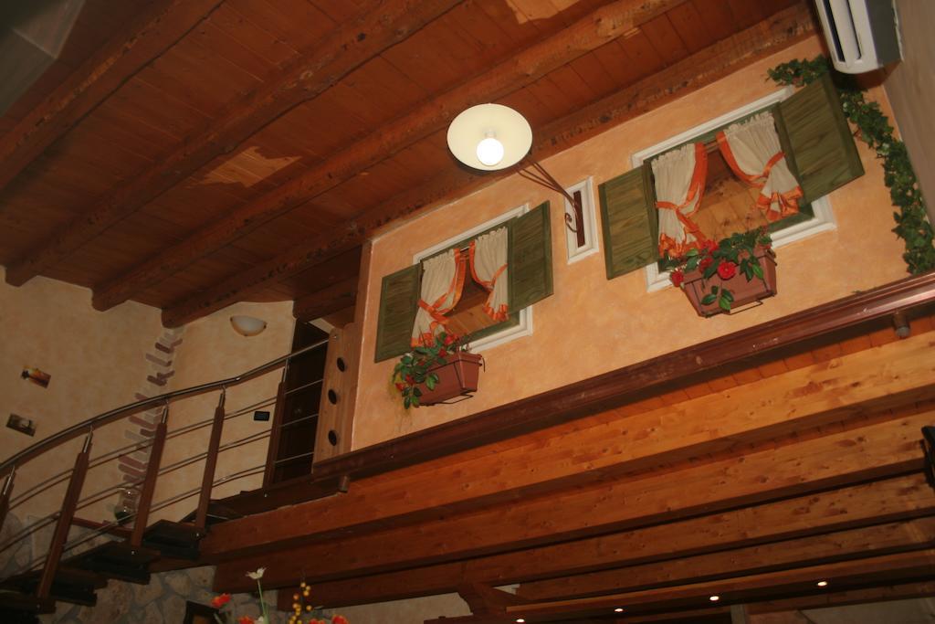 Alla Corte Dei Ventimiglia Montelepre Chambre photo