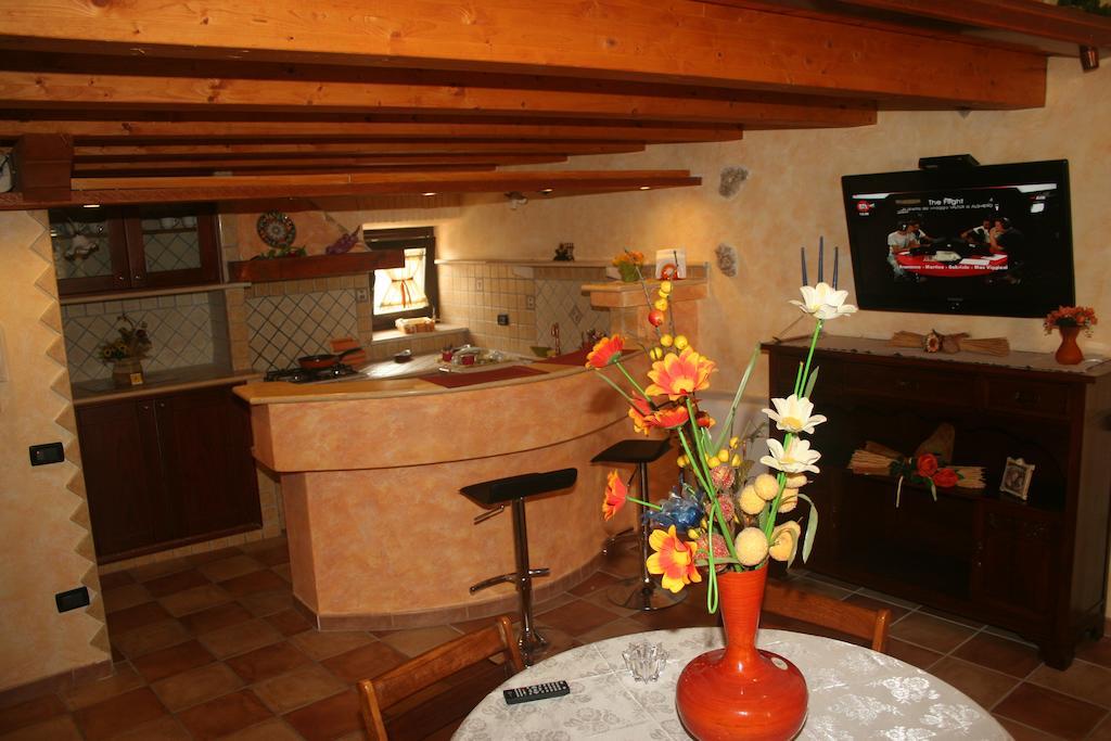 Alla Corte Dei Ventimiglia Montelepre Extérieur photo