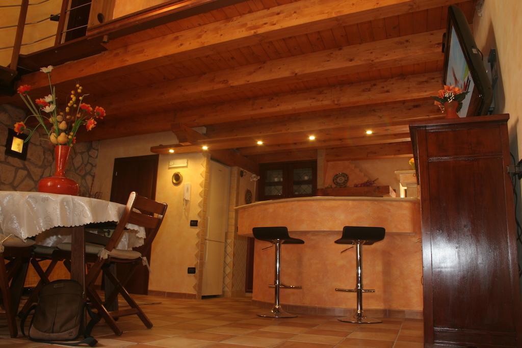 Alla Corte Dei Ventimiglia Montelepre Chambre photo