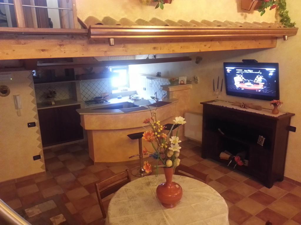 Alla Corte Dei Ventimiglia Montelepre Extérieur photo